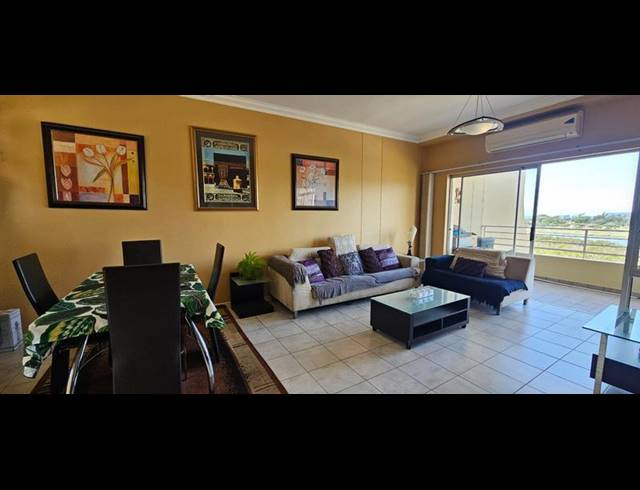 2 BEDROOM APARTMENT FOR SALE IN DURBAN NORTH
